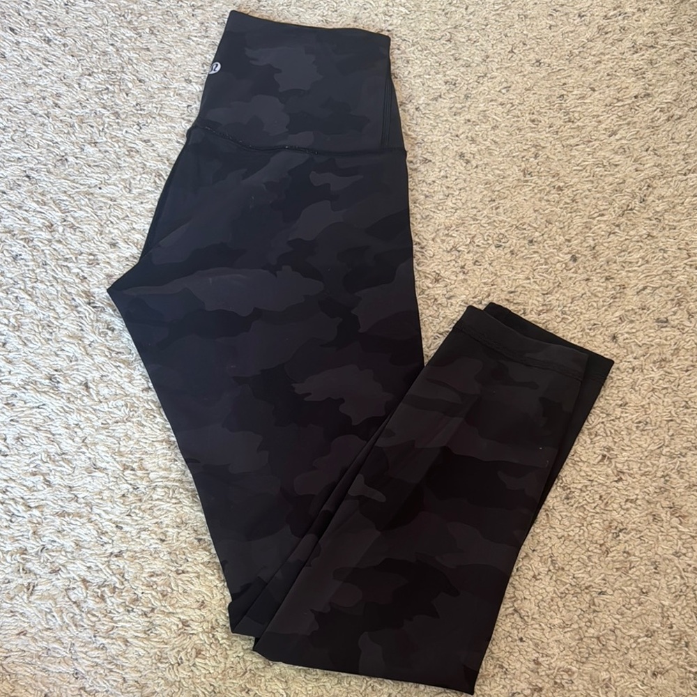 LULULEMON WUNDER TRAIN LEGGINGS 25” - BLACK CAMO